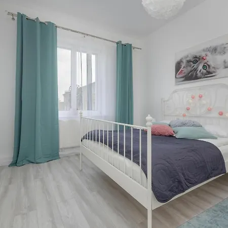 Spacious Grunwaldzka 77 Wrzeszcz By Renters *